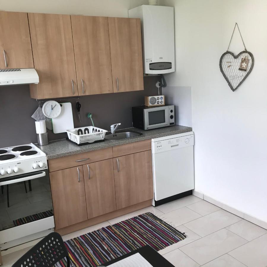 Lg Living Apartment Stockerau Luaran gambar