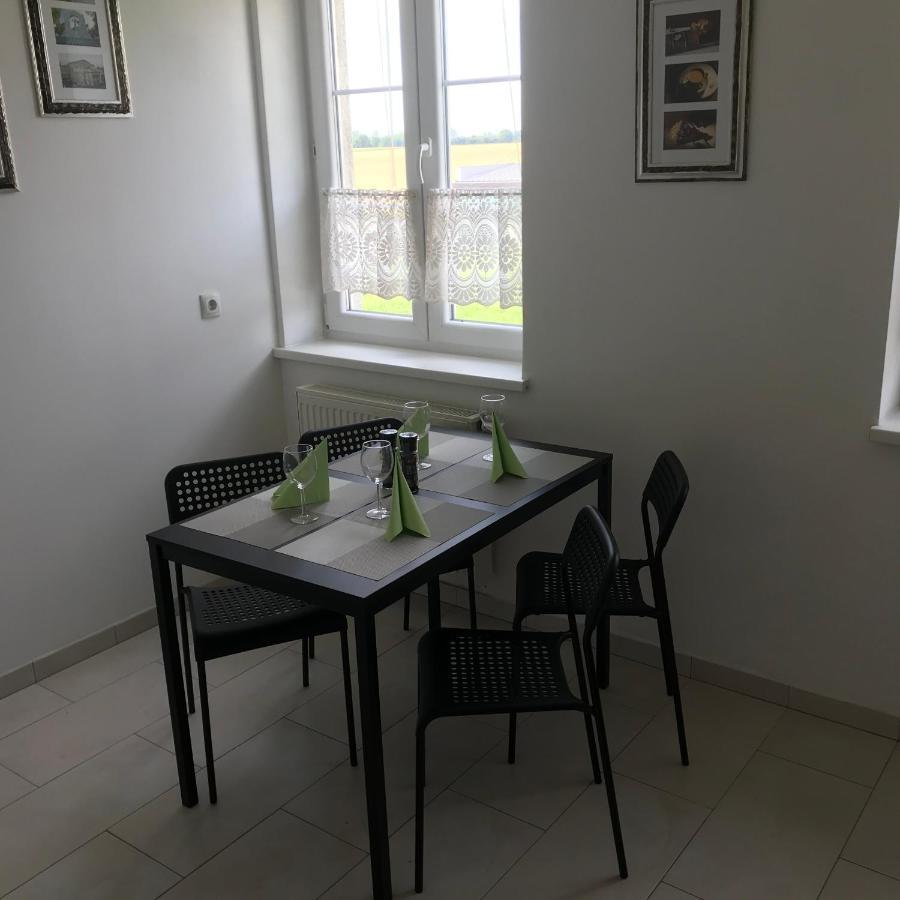 Lg Living Apartment Stockerau Luaran gambar
